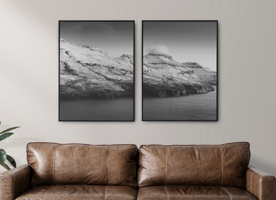 A pair of luxury wall art