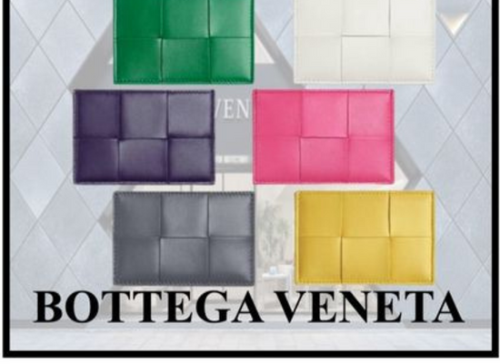 A Bottega Veneta card holder as luxury gifts for her